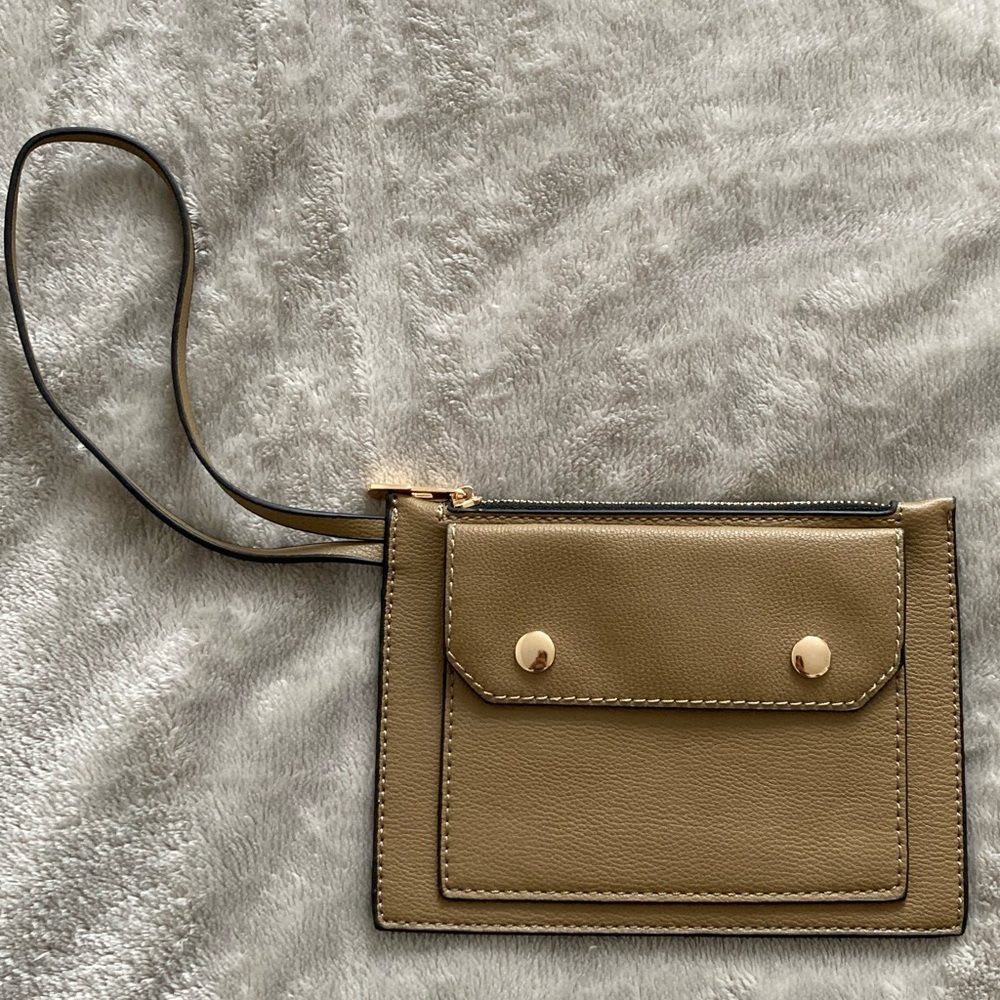 Vintage tan leather wristlet like new